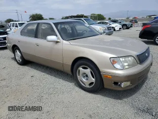 1998 Lexus LS 400 z VIN JT8BH28F1W0138417, wystawiony jako Copart lot #58729785 z przebiegiem 230 777 mil mil oraz Szkoda całkowita • Salvage title. Historia ofert i sprzedaży dostępna na DreamBid. Obrazek 4.