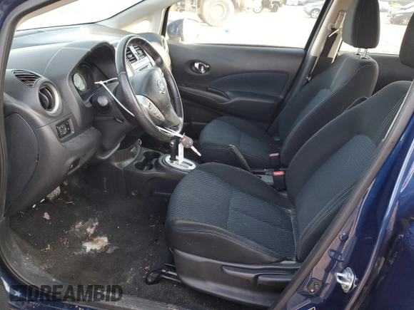 2018 Nissan Note SV z VIN 3N1CE2CP3JL361376, wystawiony jako Copart lot #45327995 z przebiegiem 115 907 mil mil oraz Szkoda całkowita • Salvage title. Historia ofert i sprzedaży dostępna na DreamBid. Obrazek 7.