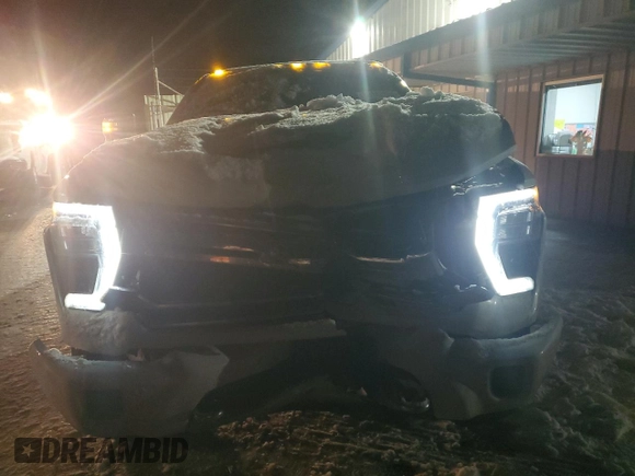 2024 Chevrolet Silverado 3500HD High Country with VIN 1GC4YVEY0RF124804, listed as a Copart auction lot 86140304 with 32,840 mi miles and Salvage Title. Bid and sale history available at carsss.com. Image 5.
