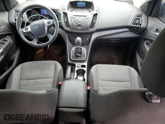2013 Ford Escape SE z VIN 1FMCU9G9XDUB97912, wystawiony jako Copart lot #46948965 z przebiegiem 138 520 mil mil oraz Czysty tytuł • Clean title. Historia ofert i sprzedaży dostępna na DreamBid. Obrazek 8.