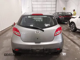 2014 Mazda 2 Sport with VIN JM1DE1KY3E0174566, listed as a IAAI auction lot 41973075 with 126,772 mi miles. Bid and sale history available at carsss.com. Image 16.