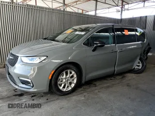 2025 Chrysler Pacifica Select with VIN 2C4RC1BG7SR504889, listed as a Copart auction lot 64418785 with 24,907 mi miles and Clean title. Bid and sale history available at DreamBid. Image 1.
