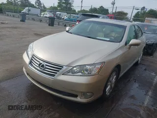 2011 Lexus ES with VIN JTHBK1EG3B2464159, listed as a IAAI auction lot 42040651 with 162,261 mi miles. Bid and sale history available at carsss.com. Image 2.