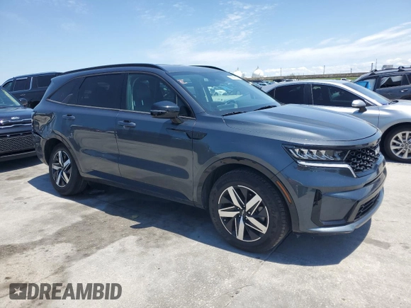 2022 Kia Sorento S with VIN 5XYRL4LC2NG154559, listed as a Copart auction lot 55699295 with 59,703 mi miles and Salvage title. Bid and sale history available at DreamBid. Image 4.