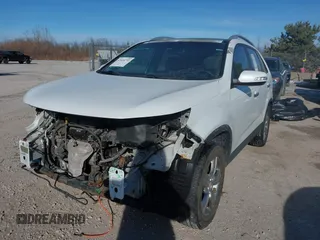 2013 Kia Sorento EX with VIN 5XYKU4A24DG395420, listed as a IAAI auction lot 41424732 with 154,661 mi miles and . Bid and sale history available at carsss.com. Image 6.