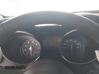 2018 Alfa Romeo Stelvio Ti Sport z VIN ZASFAKNNXJ7B93846, wystawiony jako IAAI lot #42212693 z przebiegiem Nie podano mil oraz . Historia ofert i sprzedaży dostępna na DreamBid. Obrazek 7.