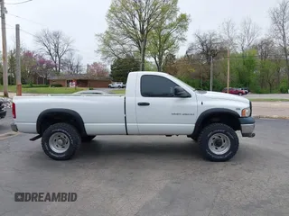 2003 Dodge Ram 2500 ST with VIN 3D7KU26DX3G717885, listed as a IAAI auction lot 42044011 with 149,752 mi miles. Bid and sale history available at carsss.com. Image 13.