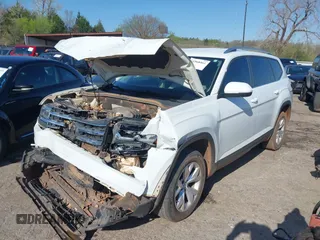 2018 Volkswagen Atlas SE with VIN 1V2CR2CA2JC579073, listed as a IAAI auction lot 41968461 with 118,656 mi miles and . Bid and sale history available at DreamBid. Image 17.