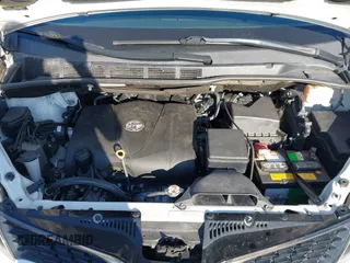 2018 Toyota Sienna SE with VIN 5TDXZ3DC9JS958563, listed as a IAAI auction lot 41650952 with 127,636 mi miles and . Bid and sale history available at DreamBid. Image 10.