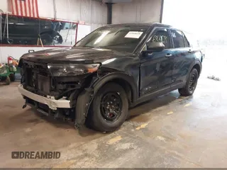 2023 Ford Police Interceptor Utility z VIN 1FM5K8AB1PGA03761, wystawiony jako IAAI lot #42068628 z przebiegiem 39 009 mil mil oraz . Historia ofert i sprzedaży dostępna na DreamBid. Obrazek 2.