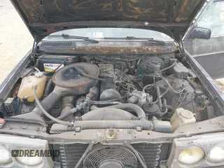 1985 Mercedes-Benz 300 with VIN WDBAB33CXFA262258, listed as a IAAI auction lot 42134635 with 169,197 mi miles and . Bid and sale history available at DreamBid. Image 10.