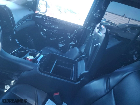 2017 Cadillac Escalade Platinum with VIN 1GYS3DKJ7HR400149, listed as a Copart auction lot 45758485 with 0 mi miles and Salvage Title. Bid and sale history available at carsss.com. Image 8.