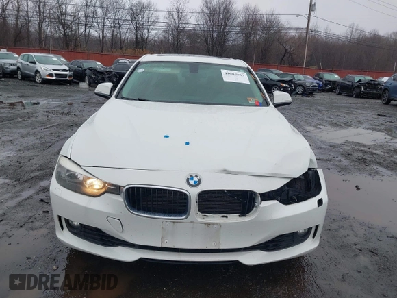 2013 BMW 3 Series 328i xDrive with VIN WBA3B3G50DNR81124, listed as a IAAI auction lot 41087933 with 133,660 mi miles and . Bid and sale history available at DreamBid. Image 12.