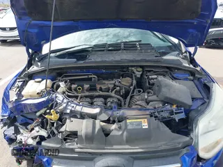 2013 Ford Focus SE with VIN 1FADP3F27DL138703, listed as a IAAI auction lot 41797537 with 128,070 mi miles. Bid and sale history available at carsss.com. Image 10.