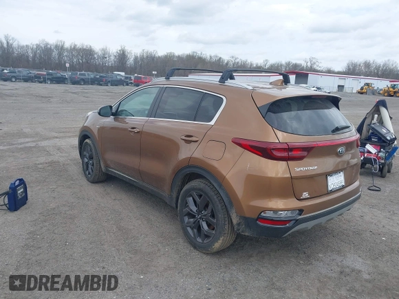 2020 Kia Sportage S with VIN KNDP6CAC0L7661515, listed as a IAAI auction lot 41897308 with 51,991 mi miles. Bid and sale history available at carsss.com. Image 3.