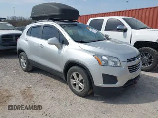 2016 Chevrolet Trax LT with VIN 3GNCJLSB1GL246585, listed as a IAAI auction lot 41737403 with 142,125 mi miles. Bid and sale history available at carsss.com. Image 1.