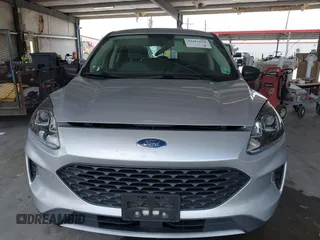2020 Ford Escape S z VIN 1FMCU0F64LUC03656, wystawiony jako IAAI lot #42415638 z przebiegiem 96 759 mil mil oraz . Historia ofert i sprzedaży dostępna na DreamBid. Obrazek 12.