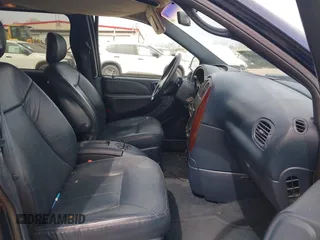 2001 Chrysler Town & Country LXi with VIN 2C4GP54L81R352276, listed as a IAAI auction lot 42059587 with 93,283 mi miles and . Bid and sale history available at DreamBid. Image 5.