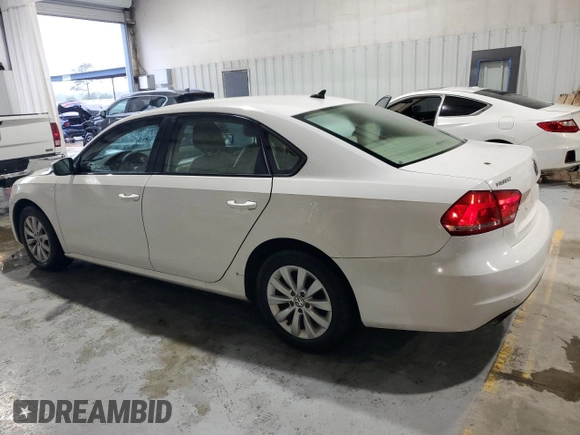 2013 Volkswagen Passat Wolfsburg Edition z VIN 1VWAH7A3XDC147667, wystawiony jako Copart lot #56549415 z przebiegiem 76 644 mil mil oraz Szkoda całkowita • Salvage title. Historia ofert i sprzedaży dostępna na DreamBid. Obrazek 2.