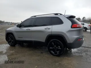 2017 Jeep Cherokee Limited with VIN 1C4PJLDB8HW516866, listed as a Copart auction lot 45516135 with 187,558 mi miles and Salvage Title. Bid and sale history available at carsss.com. Image 2.