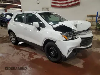 2017 Chevrolet Trax LS with VIN 3GNCJKSB8HL268661, listed as a Copart auction lot 44494765 with 88,376 mi miles and Clean Title. Bid and sale history available at carsss.com. Image 4.