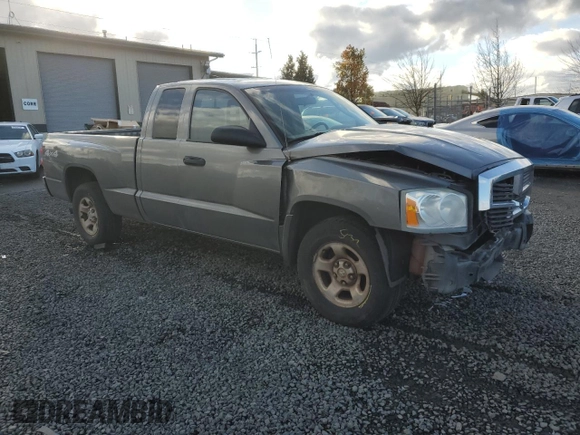 2005 Dodge Dakota ST with VIN 1D7HW22K45S270278, listed as a Copart auction lot 85540104 with 90,707 mi miles and Salvage Title. Bid and sale history available at DreamBid. Image 4.