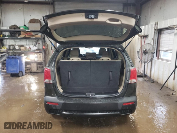 2012 Kia Sorento LX with VIN 5XYKT4A20CG293744, listed as a Copart auction lot 47795335 with 177,185 mi miles and Salvage Title. Bid and sale history available at carsss.com. Image 6.