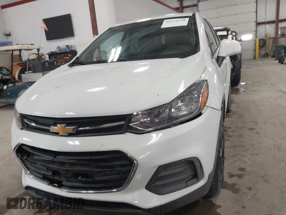 2020 Chevrolet Trax LS with VIN KL7CJNSB9LB084167, listed as a IAAI auction lot 41534378 with 63,612 mi miles. Bid and sale history available at carsss.com. Image 12.