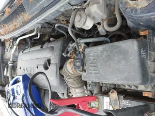 2006 Pontiac Vibe z VIN 5Y2SL65866Z460589, wystawiony jako IAAI lot #42292155 z przebiegiem 190 029 mil mil oraz . Historia ofert i sprzedaży dostępna na DreamBid. Obrazek 10.