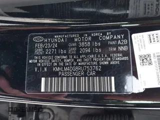 2024 Hyundai Elantra SEL z VIN KMHLM4DG8RU753762, wystawiony jako IAAI lot #41679278 z przebiegiem 13 260 mil mil oraz . Historia ofert i sprzedaży dostępna na DreamBid. Obrazek 9.