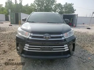 2018 Toyota Highlander SE with VIN 5TDJZRFH4JS547038, listed as a Copart auction lot 59465975 with 93,456 mi miles and Salvage title. Bid and sale history available at DreamBid. Image 14.