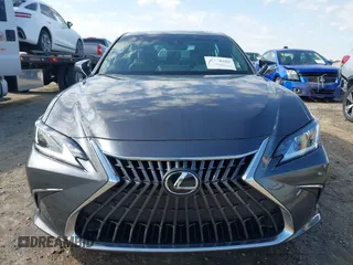2024 Lexus ES with VIN 58ADZ1B11RU162829, listed as a IAAI auction lot 41930163 with 27,631 mi miles. Bid and sale history available at carsss.com. Image 12.