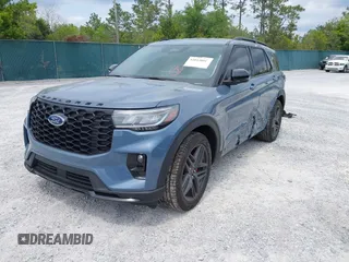 2025 Ford Explorer ST-Line with VIN 1FMUK7KH4SGB02804, listed as a IAAI auction lot 42043801 with 3,672 mi miles and . Bid and sale history available at DreamBid. Image 17.