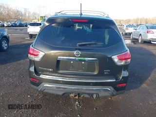 2015 Nissan Pathfinder Platinum z VIN 5N1AR2MM4FC612742, wystawiony jako IAAI lot #41828365 z przebiegiem 132 658 mil mil oraz . Historia ofert i sprzedaży dostępna na DreamBid. Obrazek 15.