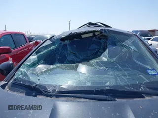 2022 Mitsubishi Outlander SE z VIN JA4J3UA8XNZ017053, wystawiony jako IAAI lot #41870657 z przebiegiem 70 102 mil mil oraz . Historia ofert i sprzedaży dostępna na DreamBid. Obrazek 6.
