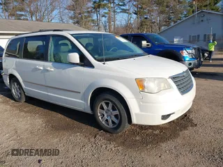 2009 Chrysler Town & Country Touring with VIN 2A8HR54179R631851, listed as a IAAI auction lot 41786165 with 126,988 mi miles and . Bid and sale history available at DreamBid. Image 1.