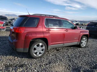 2011 GMC Terrain SLT-1 with VIN 2CTFLVE5XB6369272, listed as a Copart auction lot 88926255 with 201,570 mi miles and Salvage title. Bid and sale history available at DreamBid. Image 3.