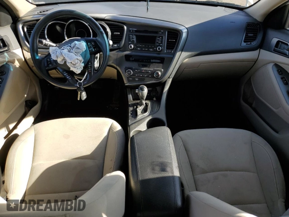 2013 Kia Optima LX z VIN 5XXGM4A71DG182351, wystawiony jako Copart lot #53869324 z przebiegiem 125 893 mil mil oraz Szkoda całkowita • Salvage title. Historia ofert i sprzedaży dostępna na DreamBid. Obrazek 8.
