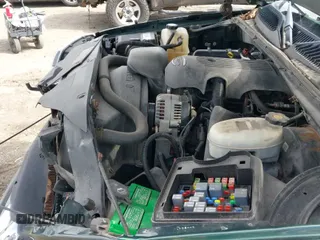 2003 Chevrolet Silverado 1500 LS with VIN 2GCEC19V931207092, listed as a IAAI auction lot 42160006 with 115,808 mi miles and . Bid and sale history available at DreamBid. Image 19.