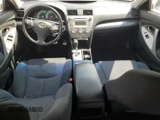 2010 Toyota Camry z VIN 4T1BF3EK1AU516554, wystawiony jako Copart lot #57699885 z przebiegiem 170 135 mil mil oraz Szkoda całkowita • Salvage title. Historia ofert i sprzedaży dostępna na DreamBid. Obrazek 8.