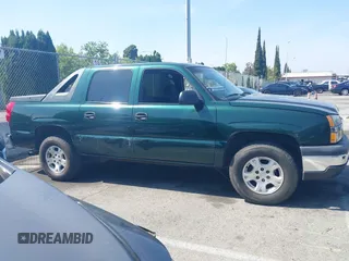 2003 Chevrolet Avalanche with VIN 3GNEC13T03G243761, listed as a IAAI auction lot 42164429 with 197,951 mi miles and . Bid and sale history available at DreamBid. Image 13.