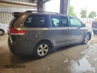 2013 Toyota Sienna LE AAS with VIN 5TDKK3DC0DS301864, listed as a Copart auction lot 62287335 with 195,075 mi miles and Clean title. Bid and sale history available at DreamBid. Image 3.