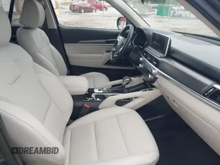 2022 Kia Telluride S with VIN 5XYP64HC0NG318575, listed as a IAAI auction lot 42607732 with 10,422 mi miles and . Bid and sale history available at DreamBid. Image 5.