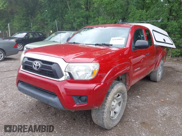2014 Toyota Tacoma with VIN 5TFUX4EN3EX025837, listed as a IAAI auction lot 42430882 with 234,809 mi miles and . Bid and sale history available at DreamBid. Image 2.