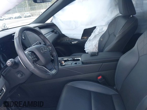 2024 Lexus RX 350h z VIN 2T2BBMCA2RC042215, wystawiony jako IAAI lot #42166002 z przebiegiem 20 341 mil mil oraz . Historia ofert i sprzedaży dostępna na DreamBid. Obrazek 5.