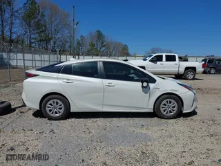 2018 Toyota Prius Two with VIN JTDKBRFU8J3070976, listed as a IAAI auction lot 41850168 with 82,662 mi miles. Bid and sale history available at carsss.com. Image 13.
