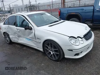 2005 Mercedes-Benz C 55 AMG with VIN WDBRF76J45F623073, listed as a IAAI auction lot 41506878 with 214,282 mi miles and . Bid and sale history available at DreamBid. Image 1.