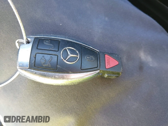 2010 Mercedes-Benz E 350 Luxury with VIN WDDHF5GBXAA212461, listed as a IAAI auction lot 38319022 with 221,222 mi miles and . Bid and sale history available at DreamBid. Image 11.