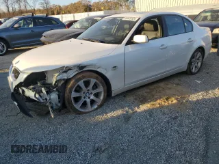 2008 BMW 5 Series 535xi with VIN WBANV93598C130515, listed as a Copart auction lot 83625324 with 83,771 mi miles and Salvage Title. Bid and sale history available at carsss.com. Image 1.