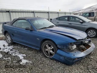 1998 Ford Mustang GT z VIN 1FAFP45X6WF186450, wystawiony jako Copart lot #45398475 z przebiegiem 124 697 mil mil oraz Szkoda całkowita • Salvage title. Historia ofert i sprzedaży dostępna na DreamBid. Obrazek 4.